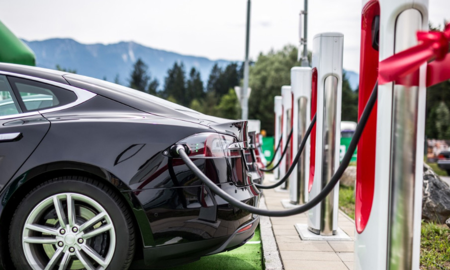 新能源汽车市场占有率是评估新能源汽车在整个汽车市场中所占比例的重要指标。