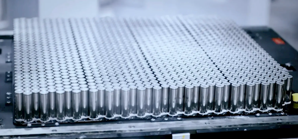 部分特斯拉搭载的LG电池故障率极高 寿命缩水严重