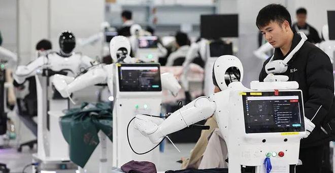 人形机器人公司淘汰赛开始